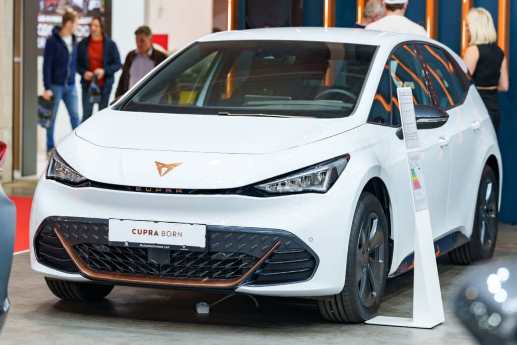 CUPRA покорява Автосалон София 2024 с три впечатляващи премиери