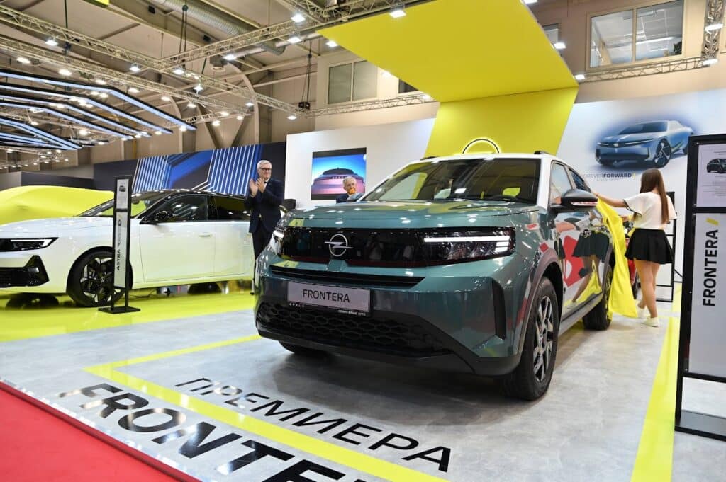 Автосалон София 2024: OPEL представя две електрифицирани премиери и нови възможности за електромобилност