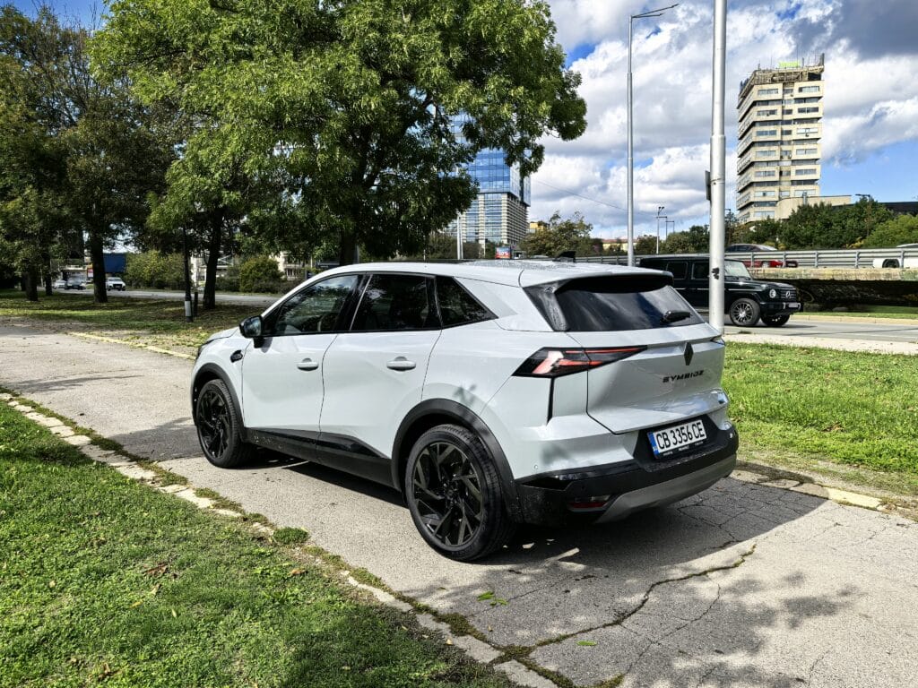 Renault Symbioz: Съвременен SUV, съчетаващ комфорт, иновации и хибридна ефективност
