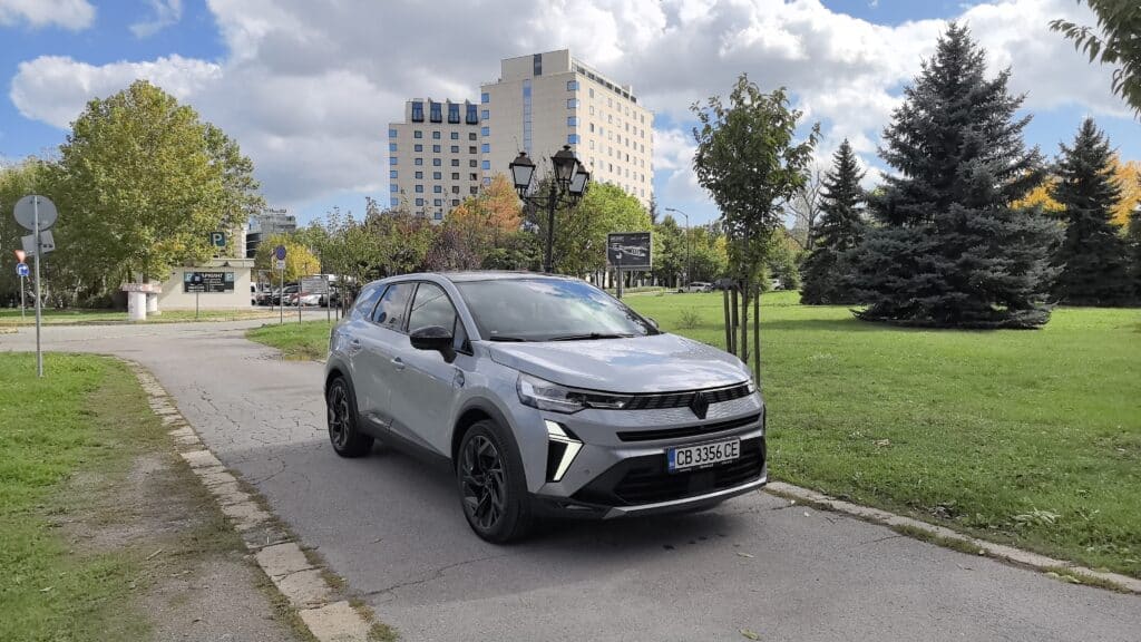 Renault Symbioz: Съвременен SUV, съчетаващ комфорт, иновации и хибридна ефективност