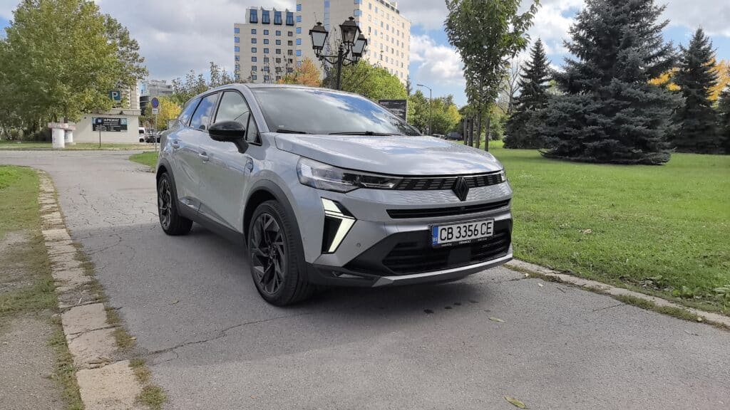 Renault Symbioz: Съвременен SUV, съчетаващ комфорт, иновации и хибридна ефективност