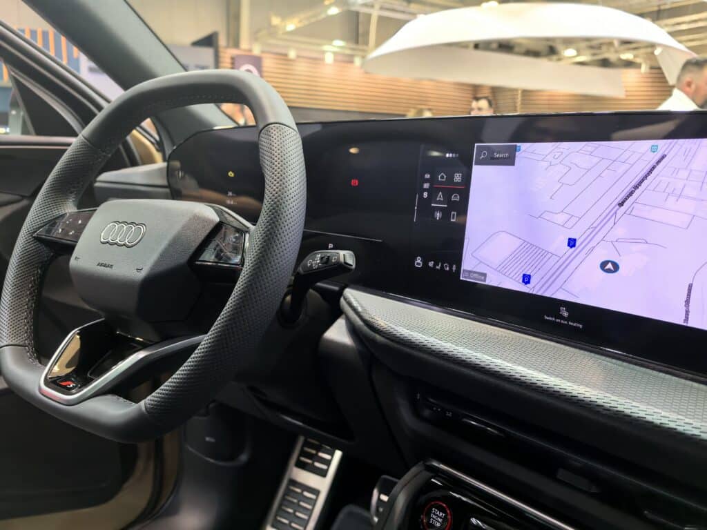 Премиера на Софийския автосалон: Audi Q5 – новото поколение на легендарния SUV
