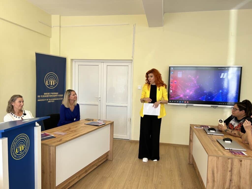 Започва петият курс от глобалната програма на Хуауей „Women in tech” за обучение на жени на основни цифрови умения