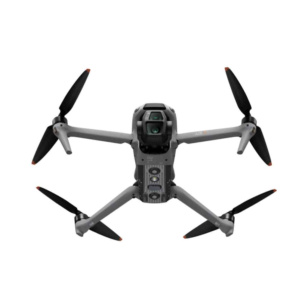 DJI представи дрона от среден клас Air 3S с две камери и навигация на тъмно на цена от €1099