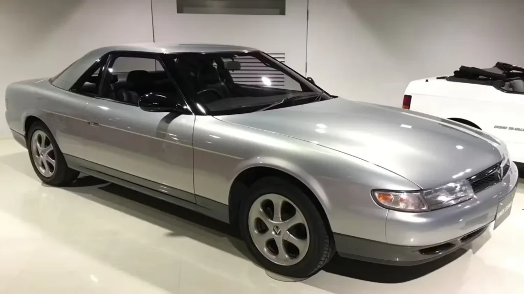 Секретният V12 седан на Mazda звучал като Ferrari и щял да “размаже физиономията” на Lexus
