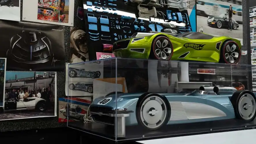 Как се правят количките Hot Wheels: Поглед отвътре