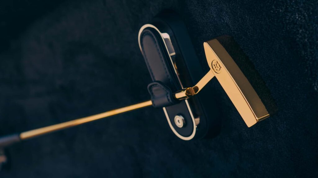 На Rolls-Royce Bespoke са били необходими три години, за да завърши този проект