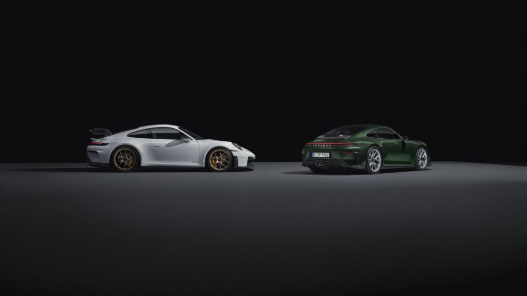 Двойна премиера за 25-та годишнина на Porsche 911 GT3: За пистата и за пътя