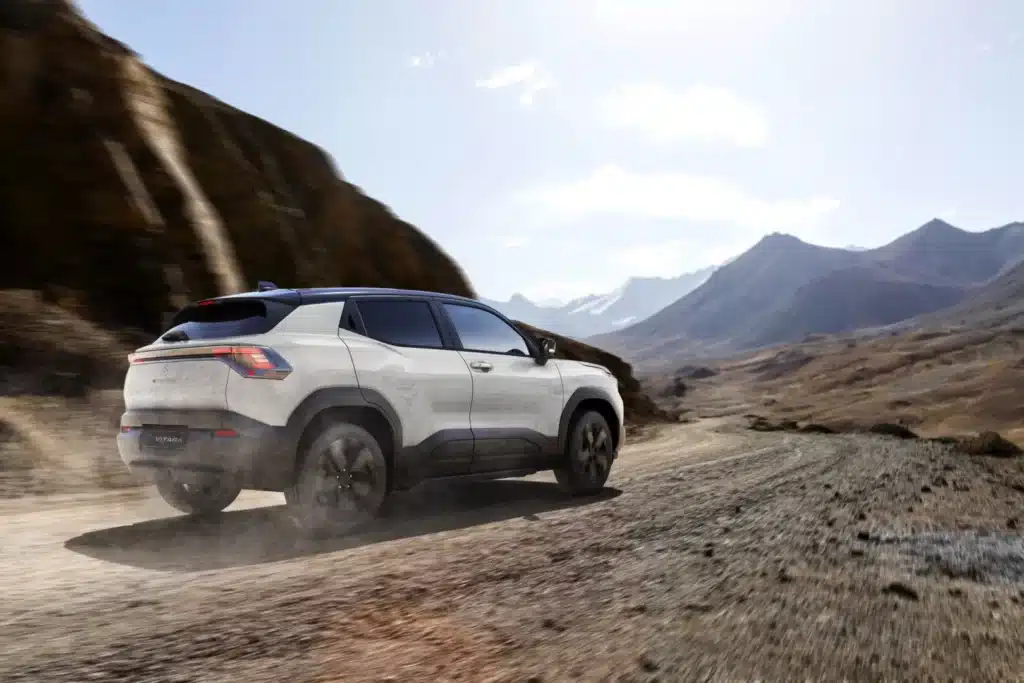 Suzuki представи електрическия кросоувър eVitara: първият в историята на бранда