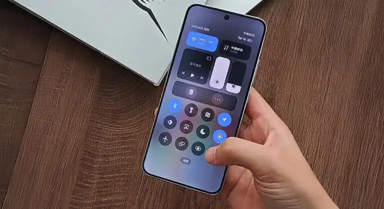 Потребителите на Xiaomi 14 започнаха да получават глобален Android 15 с HyperOS 1.1
