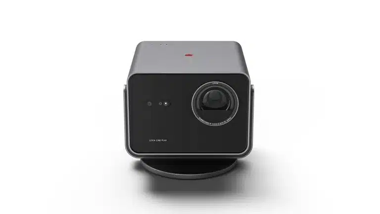 Забравете за OLED телевизорите – новата алтернатива на Leica ще направи филмовата ви вечер още по-специална