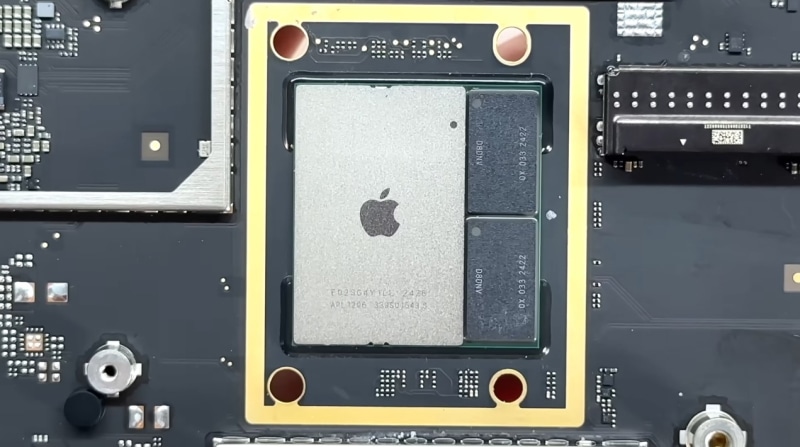 Ентусиасти разглобиха новия Apple Mac Mini – компактният компютър е получил сменяем SSD