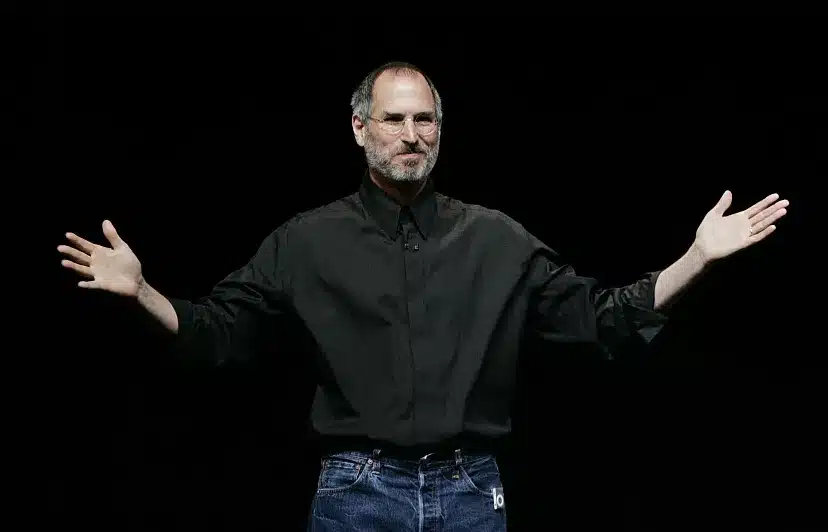 Дългият път на Apple: Как компанията стартира, почти се провали и сега „оформя бъдещето“