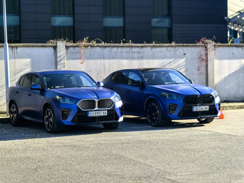 BMW X2 M35i и iX2: Битката между мощния бензин и тихата електрическа революция