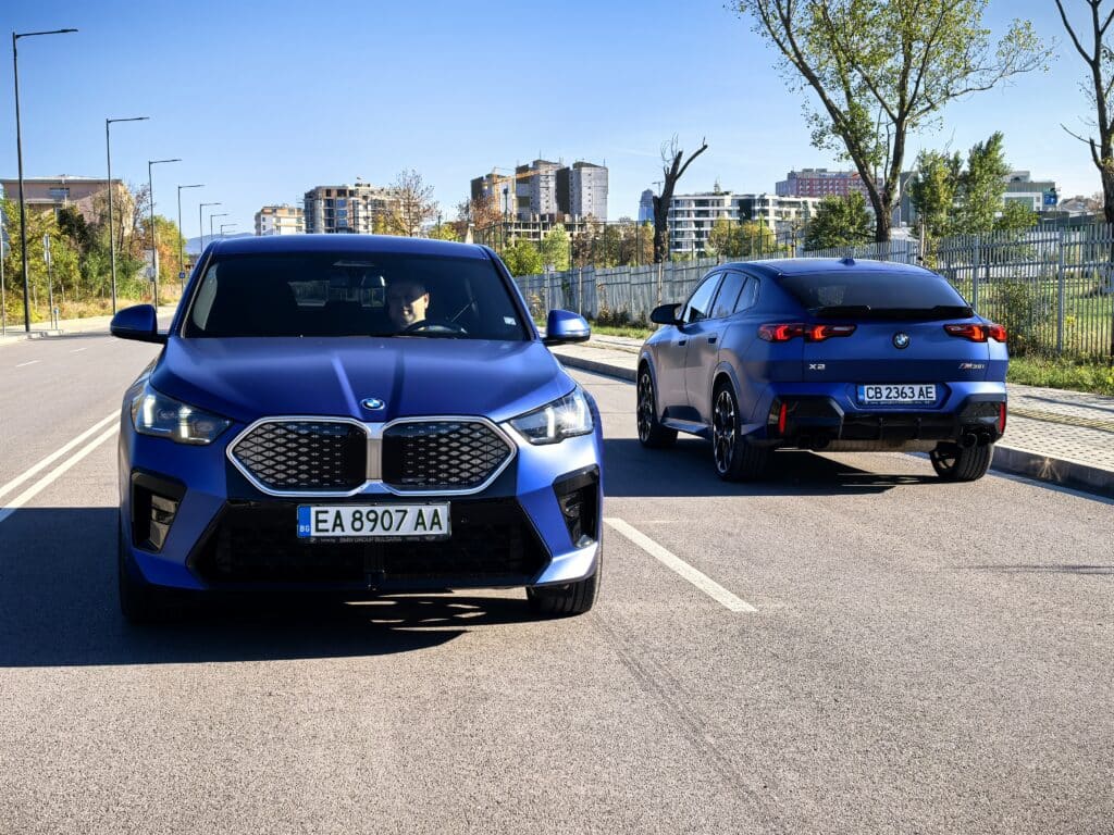 BMW X2 M35i и iX2: Битката между мощния бензин и тихата електрическа революция