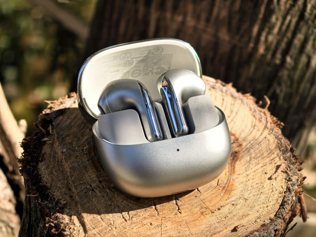 Xiaomi Buds 5 и Smart Band 9: Идеалната комбинация за активен начин на живот