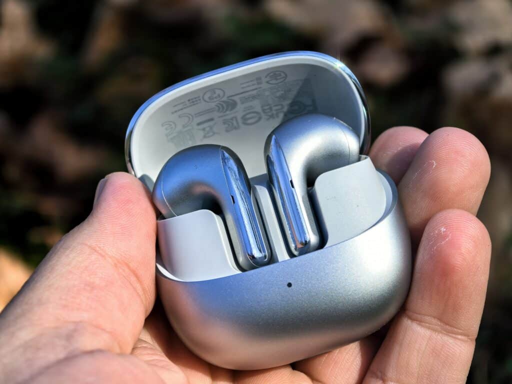 Xiaomi Buds 5 и Smart Band 9: Идеалната комбинация за активен начин на живот