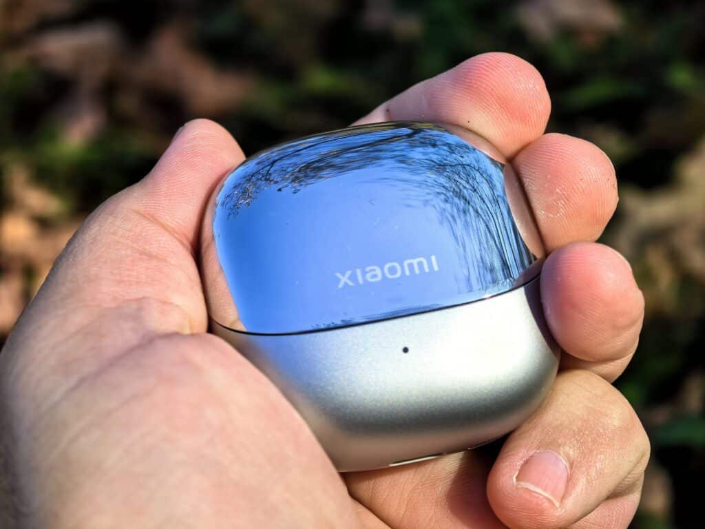 Xiaomi Buds 5 и Smart Band 9: Идеалната комбинация за активен начин на живот