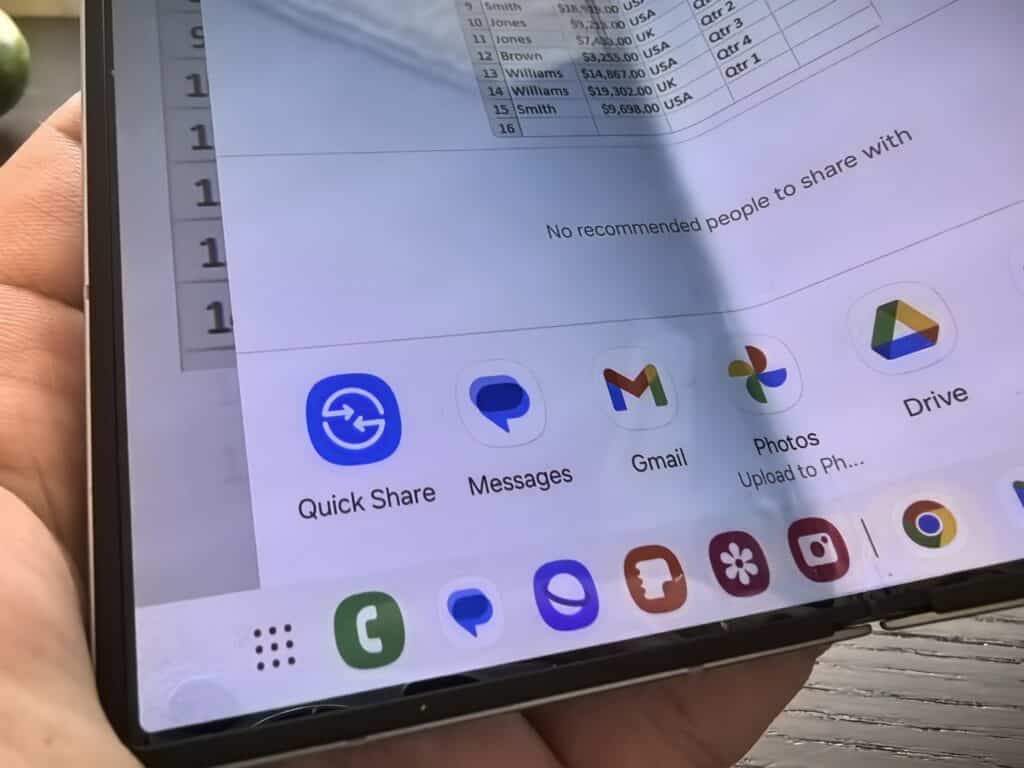 Galaxy Z Fold6: Смартфонът, който може да промени начина, по който използваме технологиите