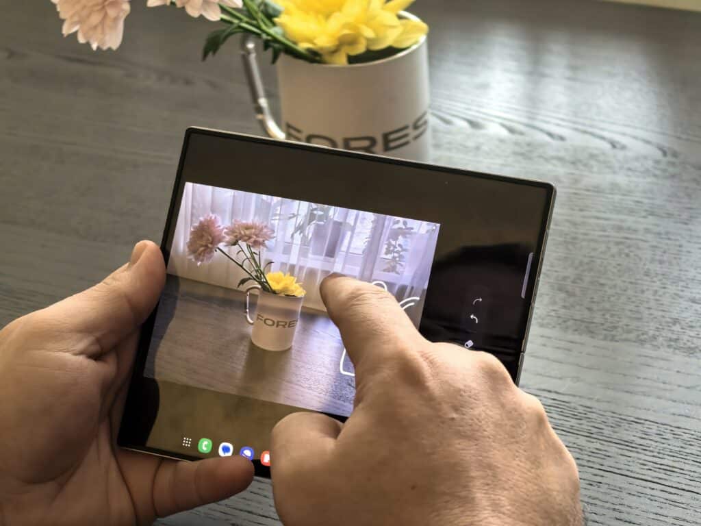 Galaxy Z Fold6: Смартфонът, който може да промени начина, по който използваме технологиите