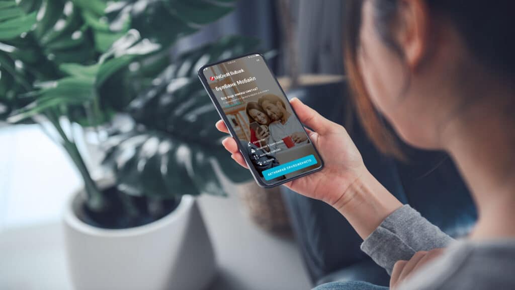 Седмицата накратко: Huawei се завърна начело в Китай, Nvidia подновява продажбите на AI чипове, а T-Mobile получи зелена светлина за сделки за милиарди