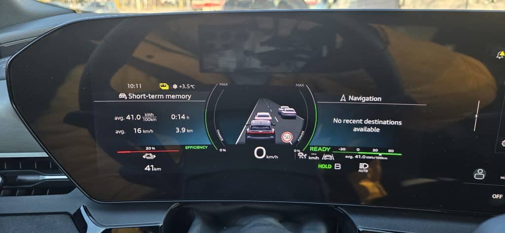 Новият Audi Q6 e-tron: Лукс, иновации и мощност в едно