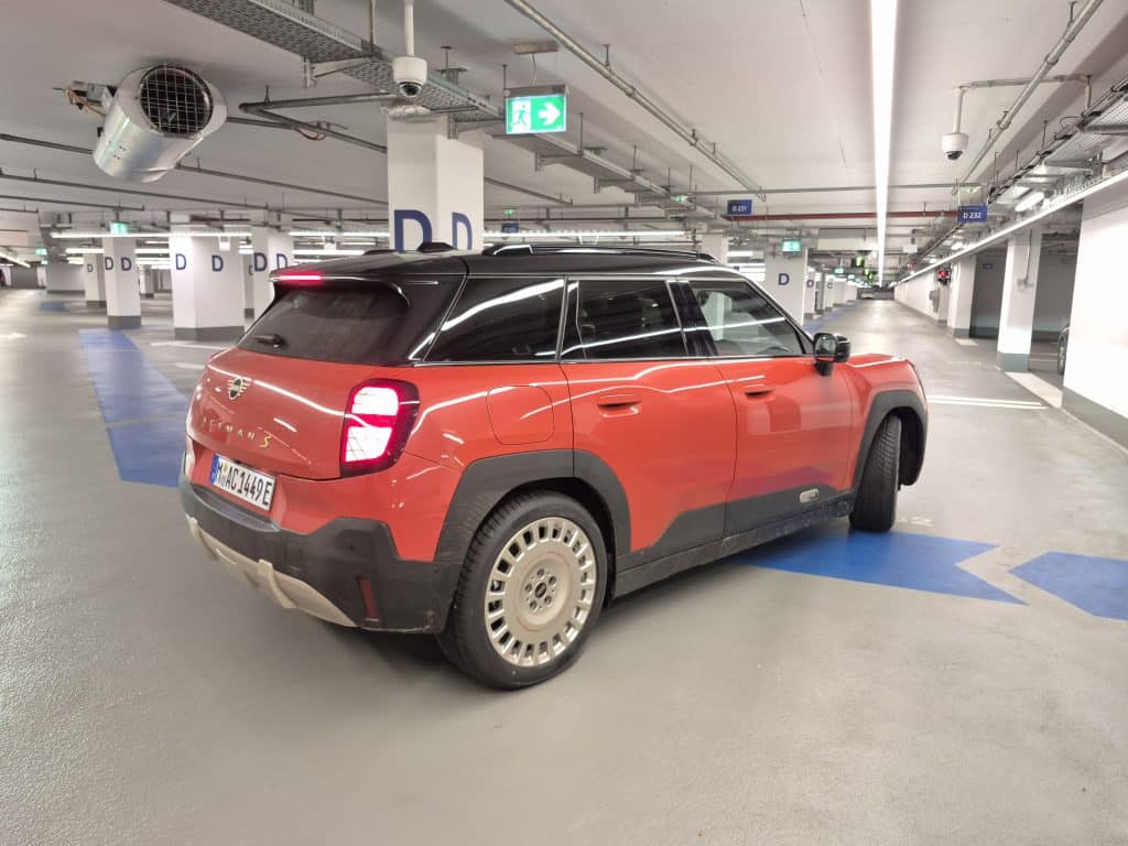 MINI Aceman: Новият електрически хит с чар и практичност
