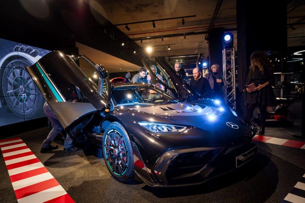 Mercedes AMG ONE с премиера в България: Формула 1 на пътя