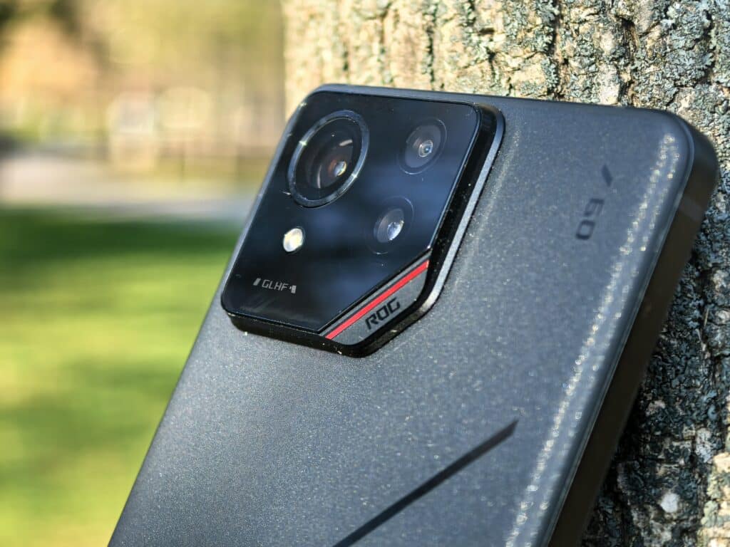 ASUS ROG Phone 9 Pro: мобилният звяр, който премества границите на гейминга