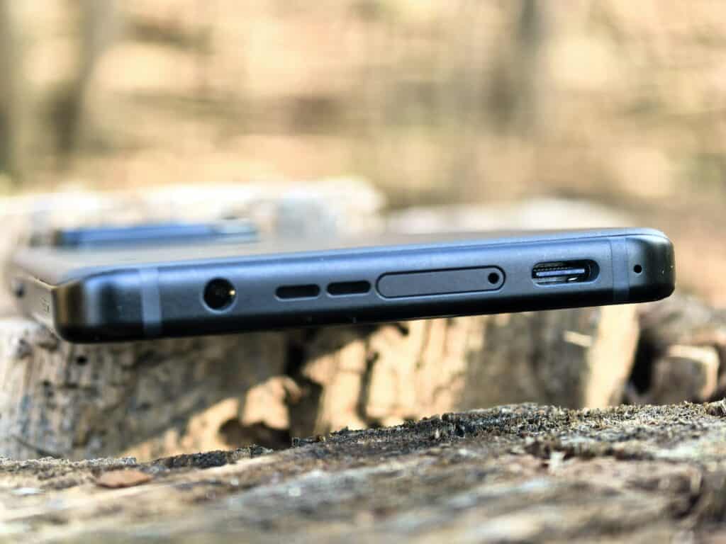 ASUS ROG Phone 9 Pro: мобилният звяр, който премества границите на гейминга