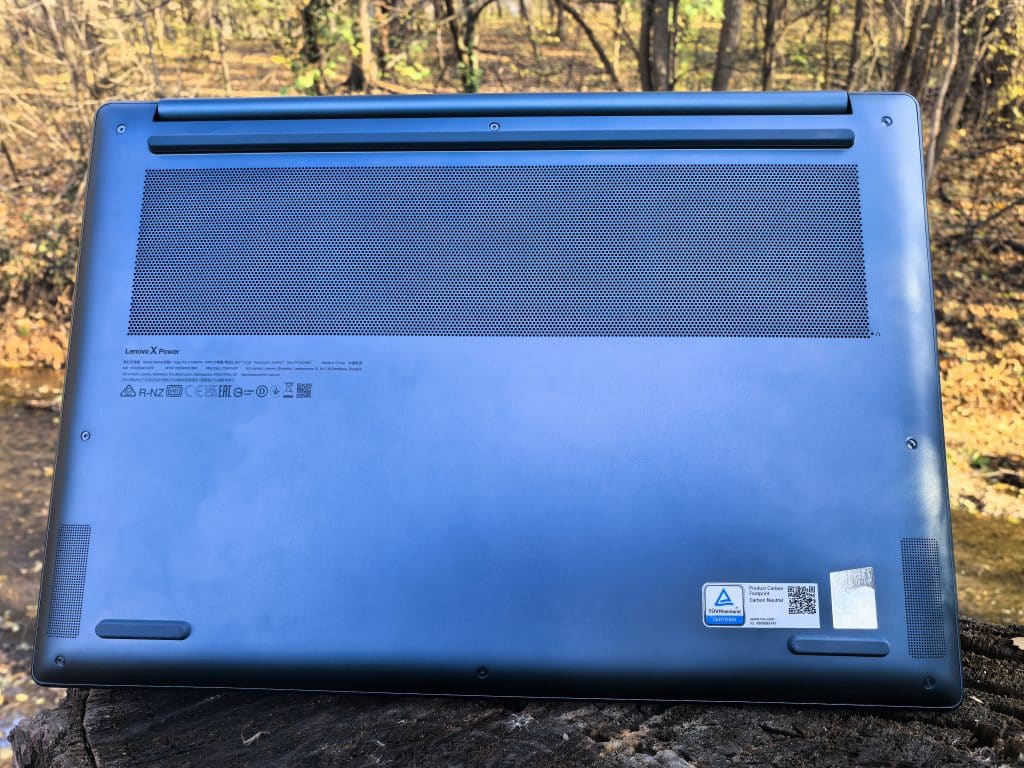 Lenovo Yoga Pro 9: Безкомпромисна мощ и елегантност в 16-инчов дизайн