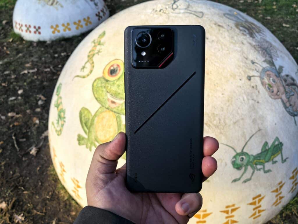 ASUS ROG Phone 9 Pro: мобилният звяр, който премества границите на гейминга