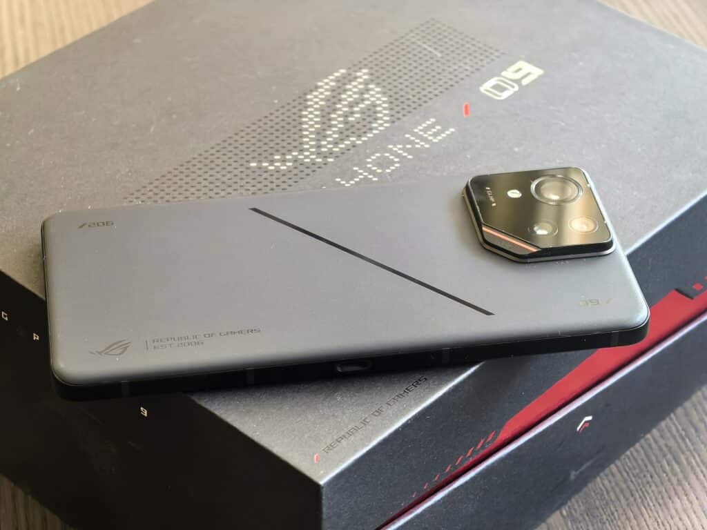 ASUS ROG Phone 9 Pro: мобилният звяр, който премества границите на гейминга