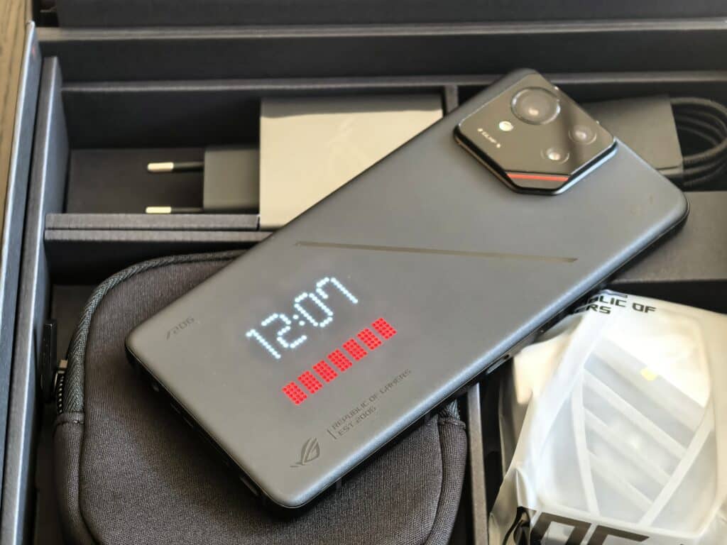 ASUS ROG Phone 9 Pro: мобилният звяр, който премества границите на гейминга