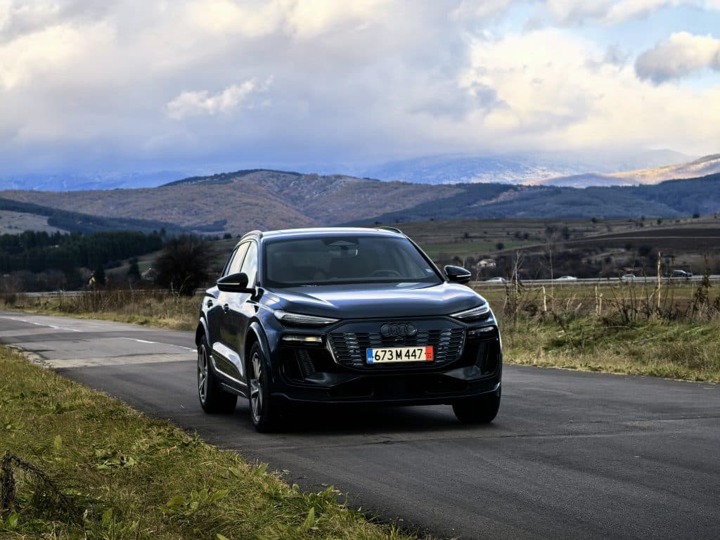 Новият Audi Q6 e-tron: Лукс, иновации и мощност в едно