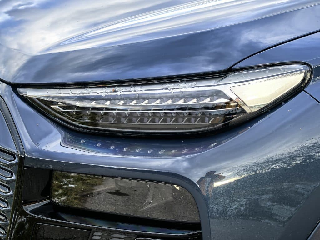 Новият Audi Q6 e-tron: Лукс, иновации и мощност в едно