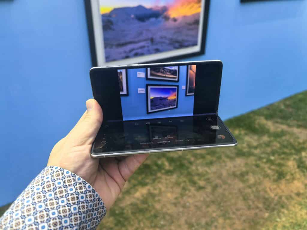 Huawei Mate X6: Революцията във флагманските сгъваеми смартфони