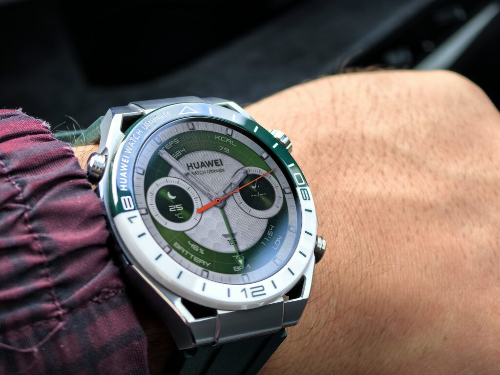 HUAWEI Watch Ultimate Green Edition: Лукс, спорт и технологии в едно