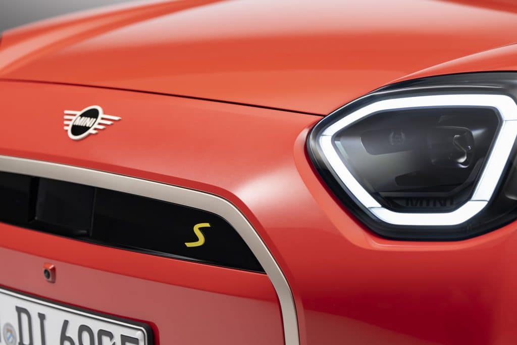 MINI Aceman: Новият електрически хит с чар и практичност