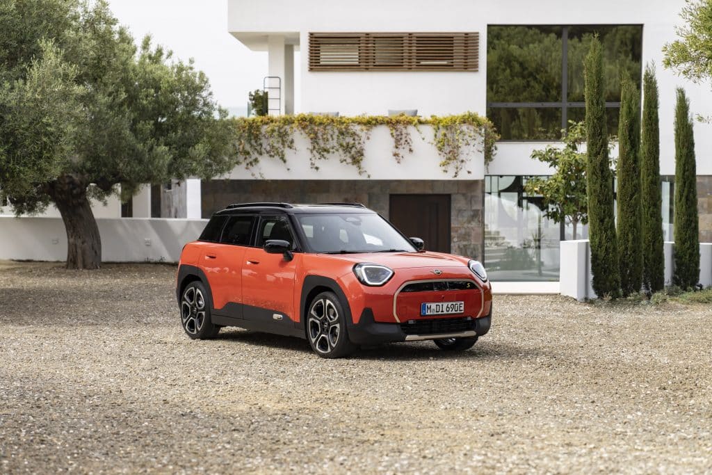MINI Aceman: Новият електрически хит с чар и практичност