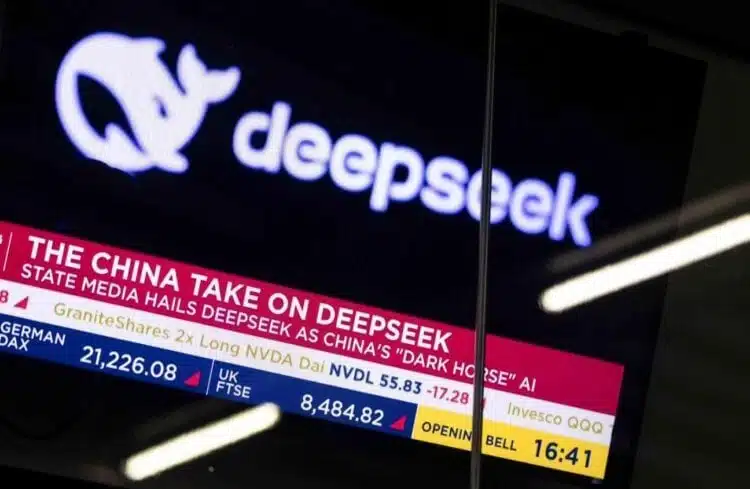 DeepSeek трябва да бъде инсталиранa от всички: засега това е най-умната невронна мрежа, при това безплатна