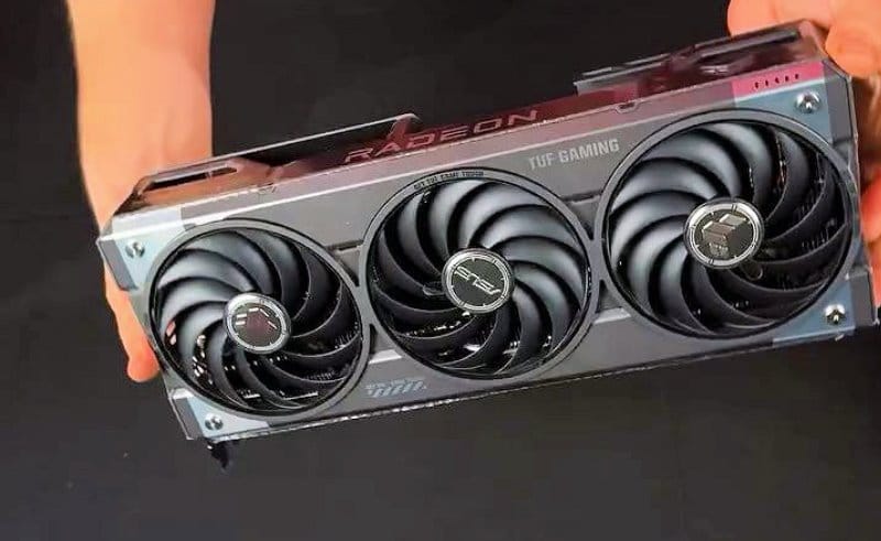 В интернет се появиха снимки на видеокартите Radeon RX 9070 от Asus TUF Gaming и Prime