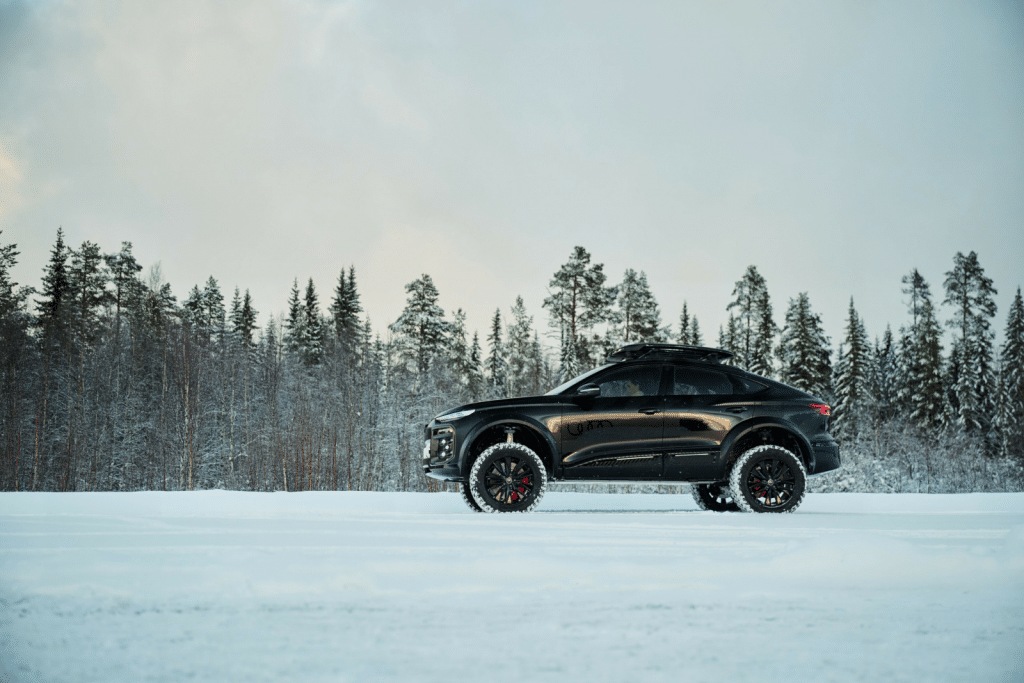Audi представи зимна офроуд версия на електромобила Q6 E-tron, но все още няма да го продава