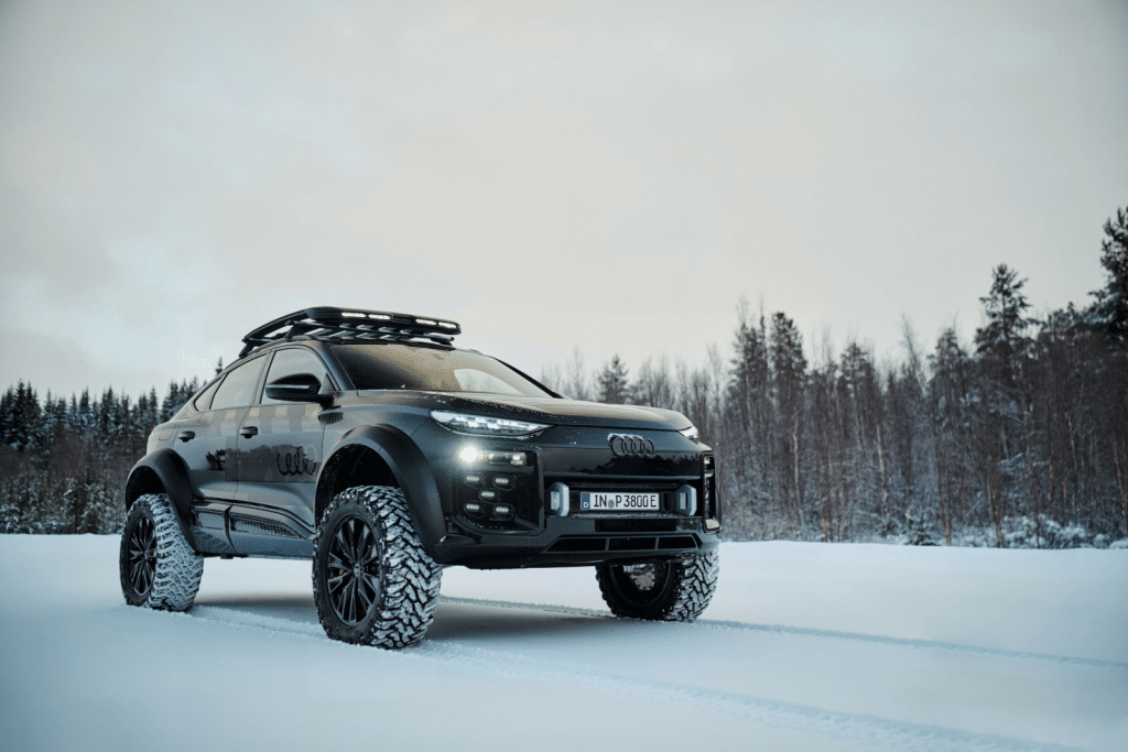 Audi представи зимна офроуд версия на електромобила Q6 E-tron, но все още няма да го продава