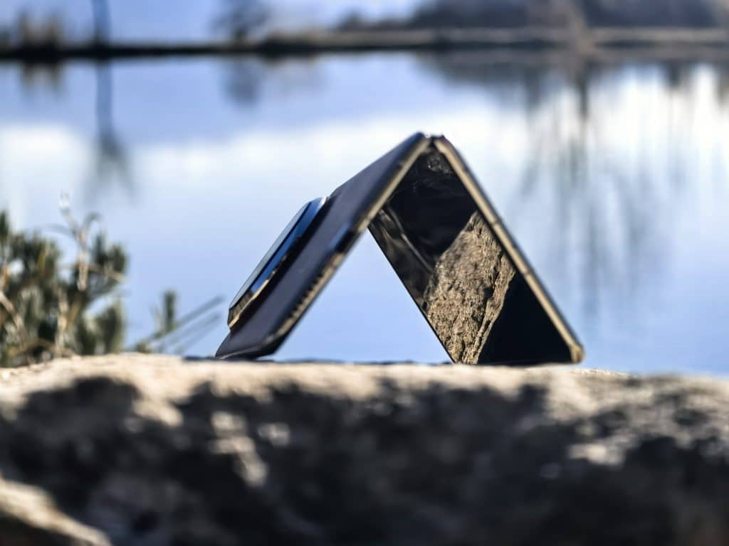 Huawei Mate X6: Сгъваемият смартфон, който обединява лукс, функции и фотография на ново ниво