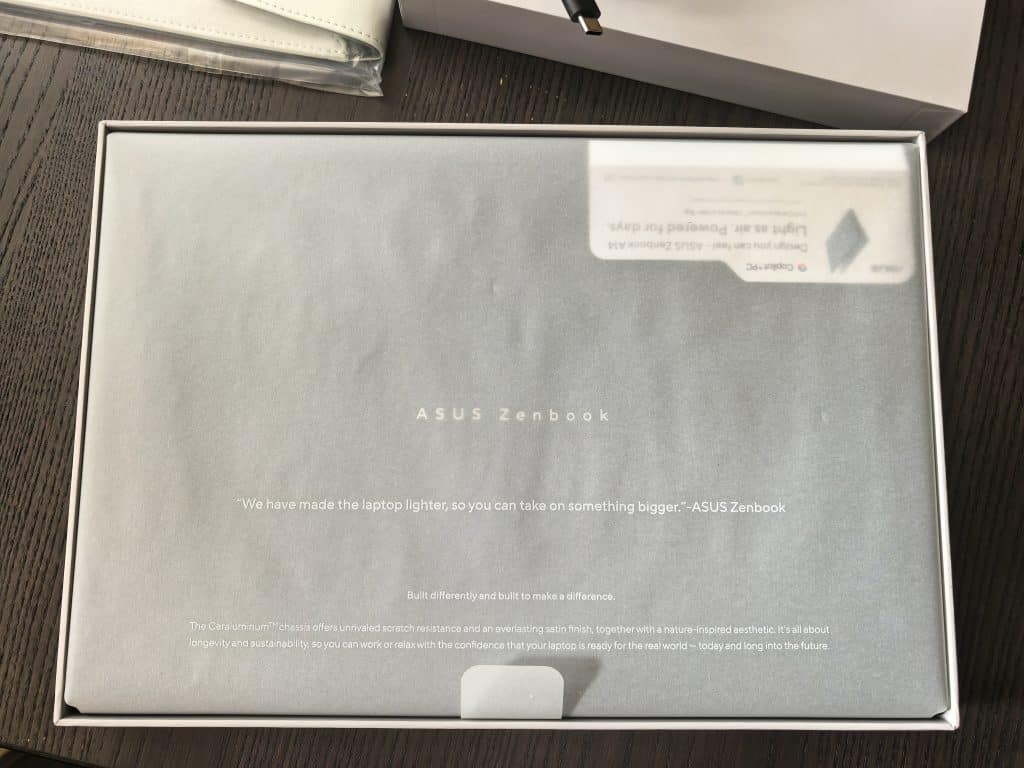 Asus Zenbook A14: Лаптопът, който детронира MacBook Air – лек, мощен и издръжлив!