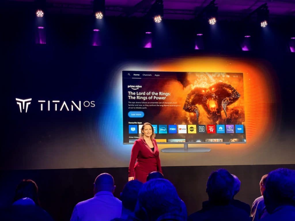 Philips прави телевизията отново вълшебна: Ambilight, AI и революция в Titan OS – видяхме всичко отблизо в Барселона