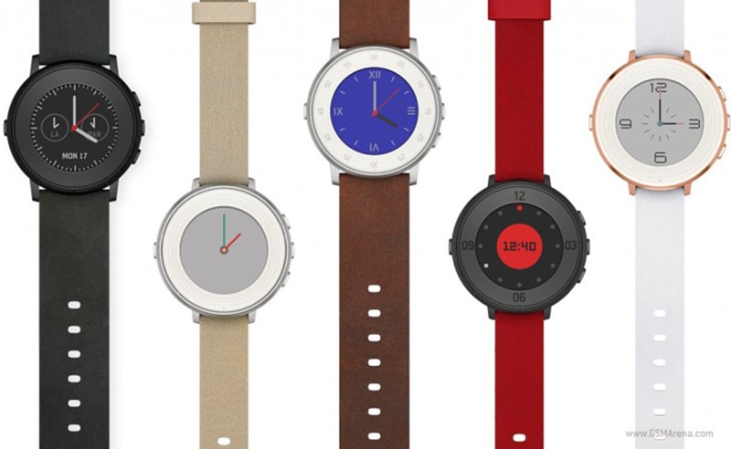 Емблематичният смарт часовник Pebble се завръща – той ще има E-Ink екран и софтуер с отворен код