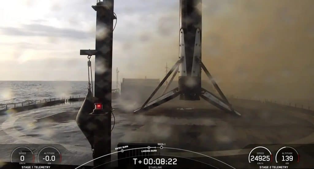 SpaceX отбеляза 400 успешни връщания на първата степен на ракетата Falcon на Земята
