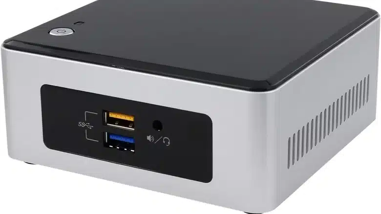 Защо някои USB портове са оранжеви? Ето какво означава това